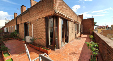 Spectacular PENTHOUSE with 3 winds with 130m2 of terraces near Plaça Joanic