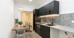 Premises, adapted to housing located on the ground floor with direct access to the YARD.