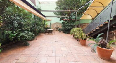 Exclusiva planta principal con jardín privado en Eixample Derecho