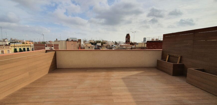 NEW BUILD PENTHOUSE with beautiful terrace on the same level in Ronda Sant Antoni (Penthouse 1)