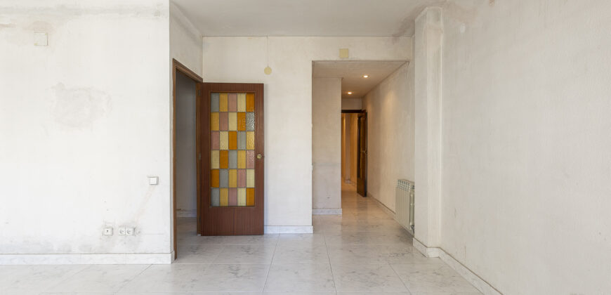 Piso amplio y luminoso junto TURÓ PARK y FRANCESC MACIÀ.