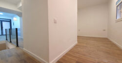 Premises, adapted to housing located on the ground floor with direct access to the YARD.