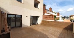 NEW BUILD PENTHOUSE with beautiful terrace on the same level in Ronda Sant Antoni (Penthouse 1)