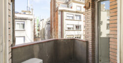 Piso amplio y luminoso junto TURÓ PARK y FRANCESC MACIÀ.