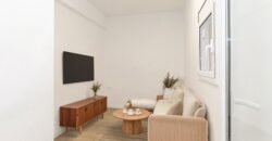 Premises, adapted to housing located on the ground floor with direct access to the YARD.