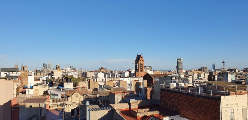 ÁTICO DE OBRA NUEVA con preciosa terraza a nivel en Ronda Sant Antoni. (Ático 2)