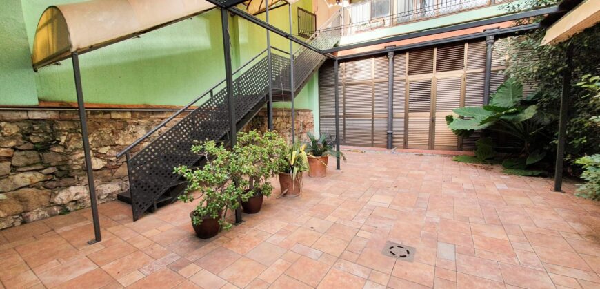 Exclusiva planta principal con jardín privado en Eixample Derecho