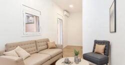 Premises, adapted to housing located on the ground floor with direct access to the YARD.