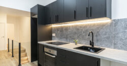 Premises, adapted to housing located on the ground floor with direct access to the YARD.