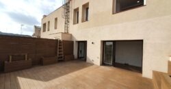 NEW BUILD PENTHOUSE with beautiful terrace on the same level in Ronda Sant Antoni (Penthouse 1)