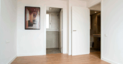 ÁTICO DE OBRA NUEVA con preciosa terraza a nivel en Ronda Sant Antoni. (Ático 2)