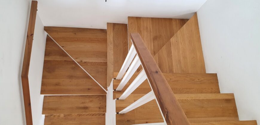 NEW BUILD PENTHOUSE with beautiful terrace on the same level in Ronda Sant Antoni (Penthouse 1)