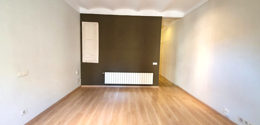 Coqueto piso de diseño con bonitas vistas de la Sagrada Familia. OPORTUNIDAD