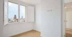 NEW BUILD PENTHOUSE with beautiful terrace on the same level in Ronda Sant Antoni (Penthouse 1)