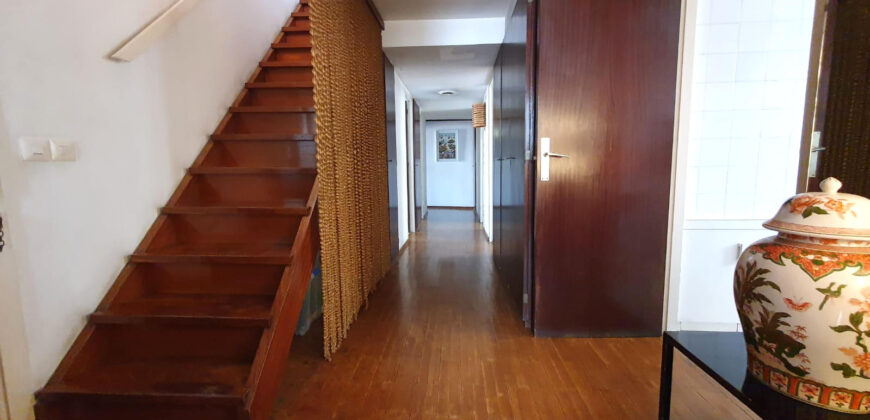 Espectacular ÀTIC a 3 vents amb 130m2 de terrasses a prop de Plaça Joanic