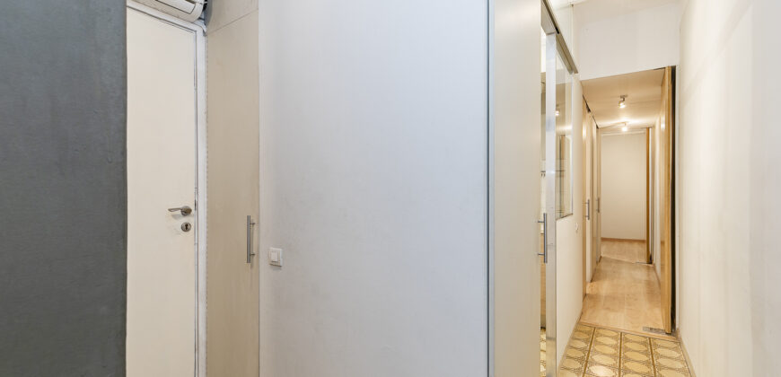 Coqueto piso de diseño con bonitas vistas de la Sagrada Familia. OPORTUNIDAD