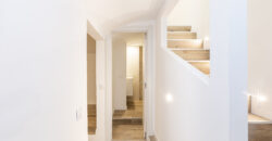 Premises, adapted to housing located on the ground floor with direct access to the YARD.