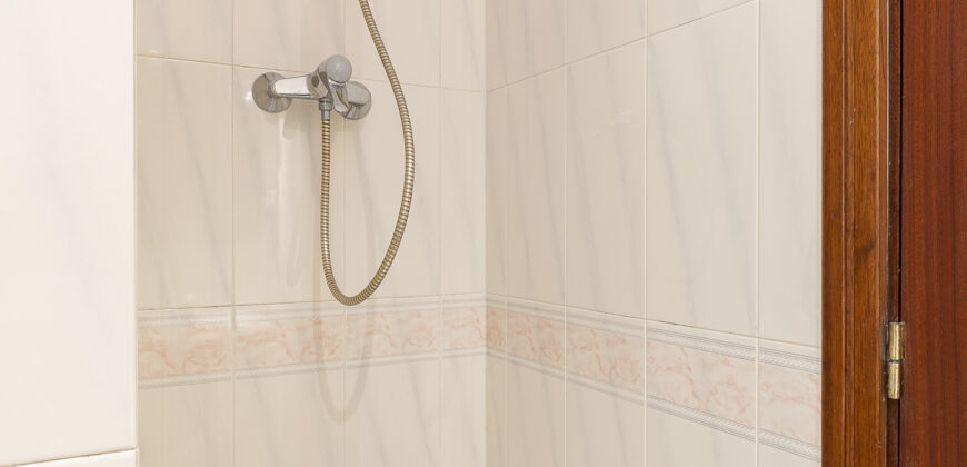 Piso amplio y luminoso junto TURÓ PARK y FRANCESC MACIÀ.