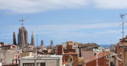 Espectacular ÀTIC a 3 vents amb 130m2 de terrasses a prop de Plaça Joanic