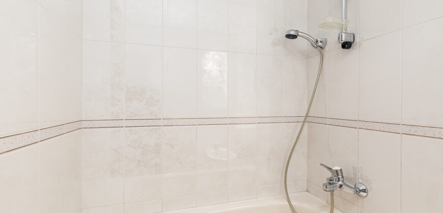 Piso amplio y luminoso junto TURÓ PARK y FRANCESC MACIÀ.