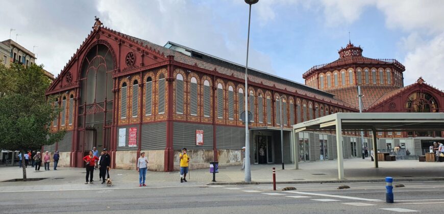 NEW BUILD PENTHOUSE with beautiful terrace on the same level in Ronda Sant Antoni (Penthouse 1)