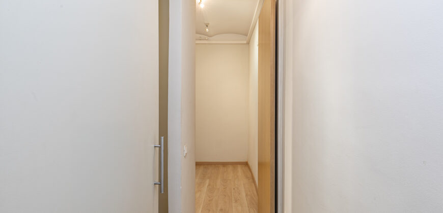 Coqueto piso de diseño con bonitas vistas de la Sagrada Familia. OPORTUNIDAD