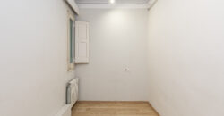 Coqueto piso de diseño con bonitas vistas de la Sagrada Familia. OPORTUNIDAD