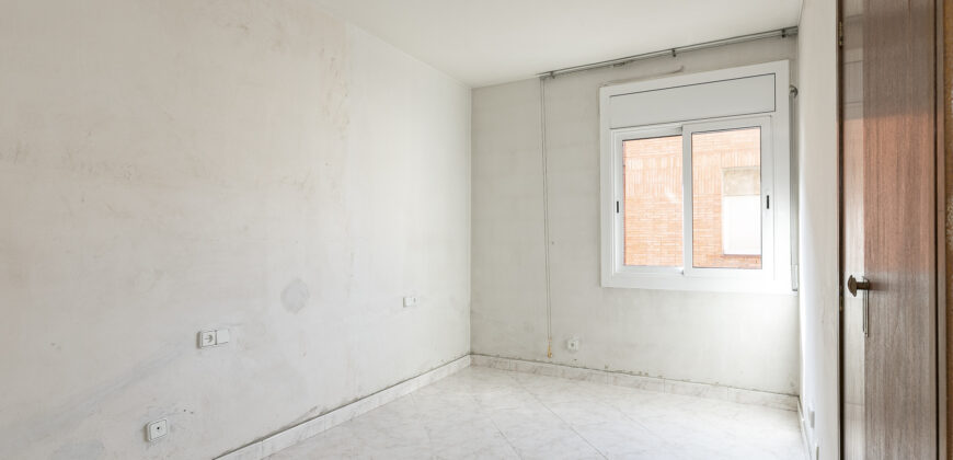 Piso amplio y luminoso junto TURÓ PARK y FRANCESC MACIÀ.