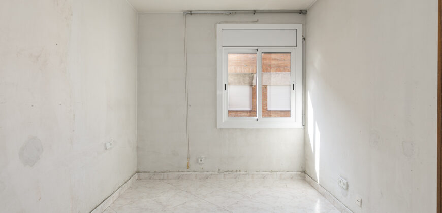 Piso amplio y luminoso junto TURÓ PARK y FRANCESC MACIÀ.