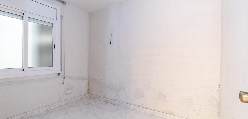 Piso amplio y luminoso junto TURÓ PARK y FRANCESC MACIÀ.