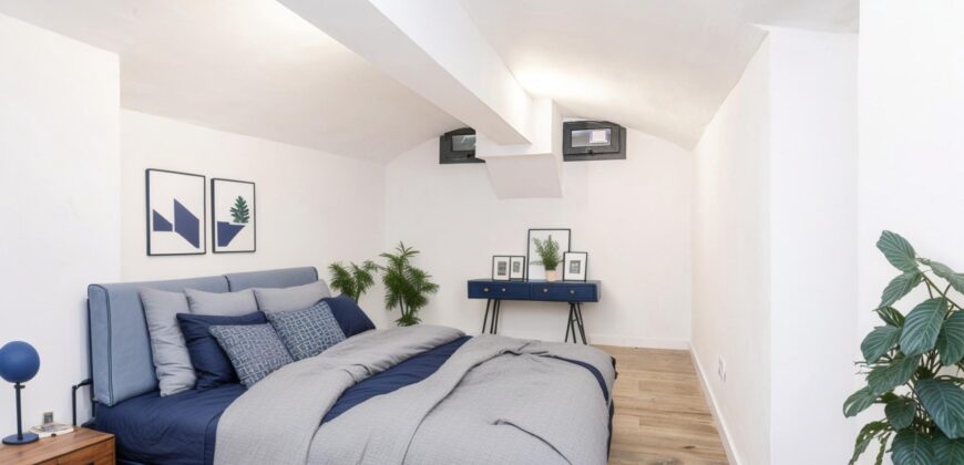 Premises, adapted to housing located on the ground floor with direct access to the YARD.