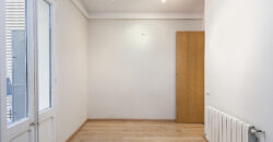 Coqueto piso de diseño con bonitas vistas de la Sagrada Familia. OPORTUNIDAD