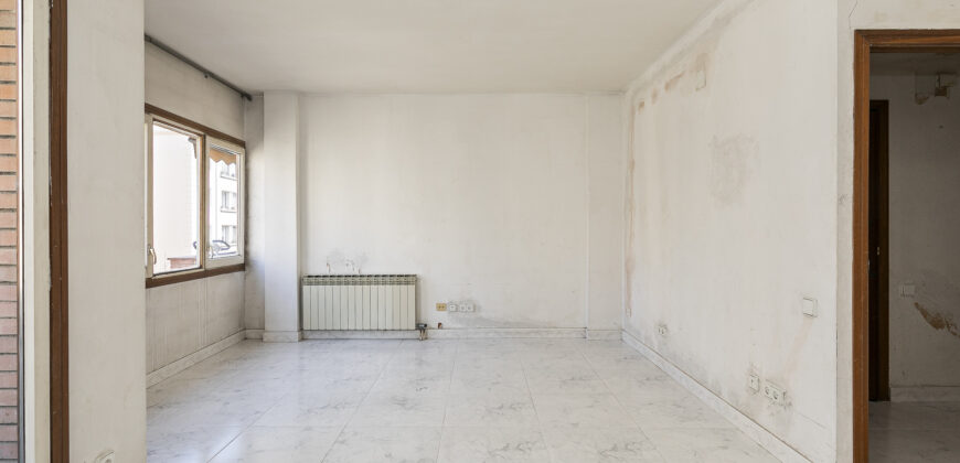 Piso amplio y luminoso junto TURÓ PARK y FRANCESC MACIÀ.