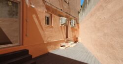 Premises, adapted to housing located on the ground floor with direct access to the YARD.