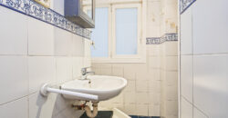 Amplia y SOLEADA vivienda con TERRAZA situada junto al distrito de Sarrià-Sant Gervasi y Casa Vicens Gaudí.