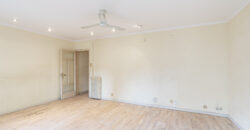 Amplia y SOLEADA vivienda con TERRAZA situada junto al distrito de Sarrià-Sant Gervasi y Casa Vicens Gaudí.