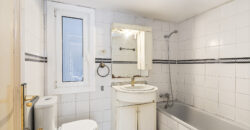 Amplia y SOLEADA vivienda con TERRAZA situada junto al distrito de Sarrià-Sant Gervasi y Casa Vicens Gaudí.